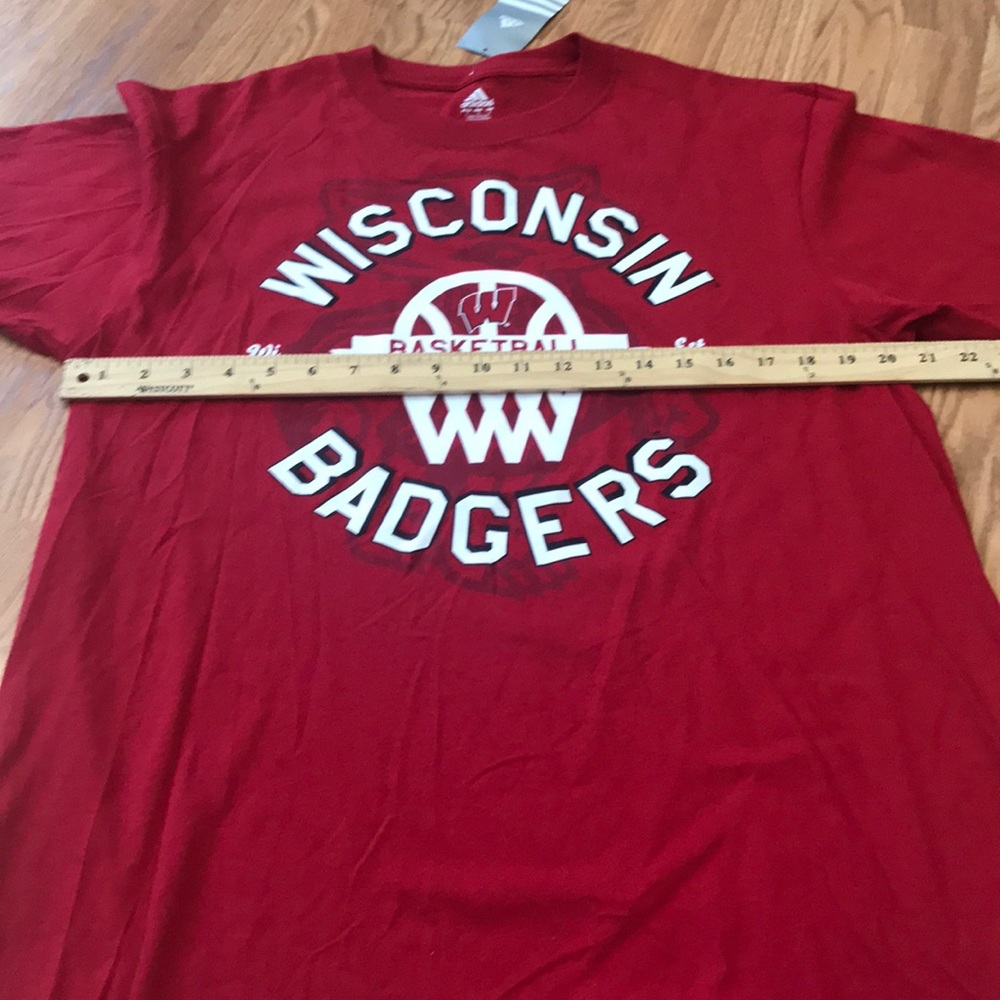 Adidas Wisconsin Badgers NWT Tee Shirt Size Large - Picture 4 of 6